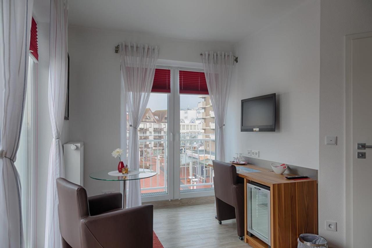 Hotel Christiansen Дунен Екстериор снимка