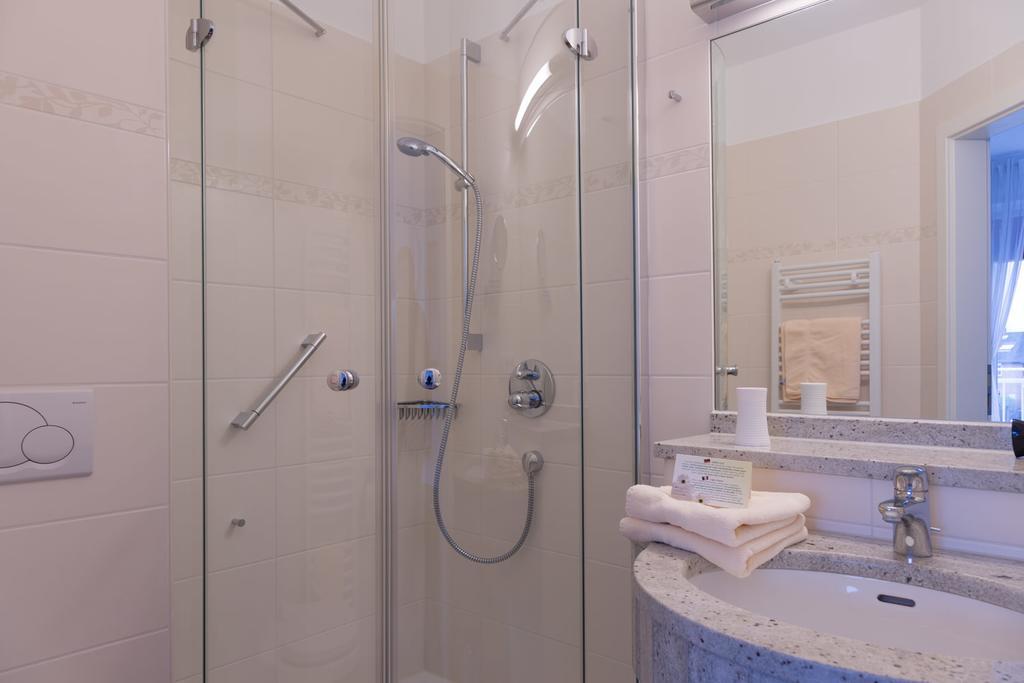 Hotel Christiansen Дунен Екстериор снимка